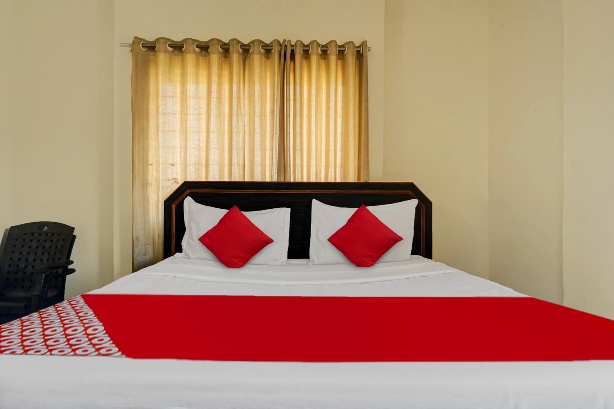 Hotel O Happy Homely Stay Sasvad Eksteriør bilde